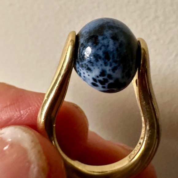 Unique Tension Ring with assorted colored beads with rhinestones. - Picture 4 of 4